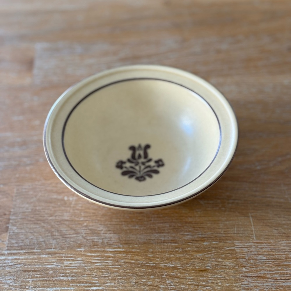 Vintage Pfaltzgraff Village Small Dessert Bowl 6-8